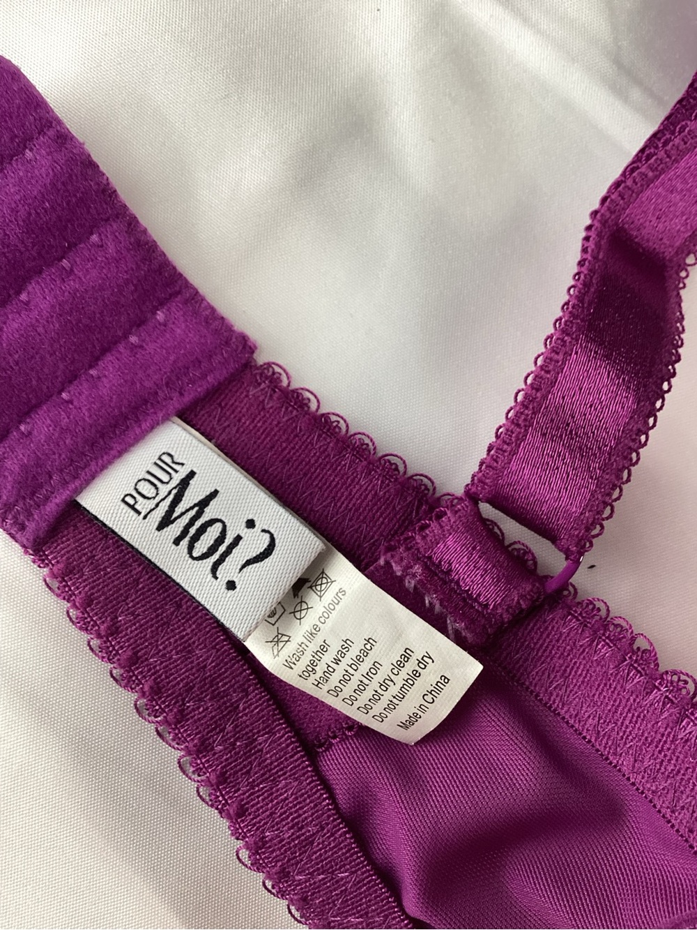 Embroidered Underwire Bra in Magenta & Orange - Picture 4 of 6
